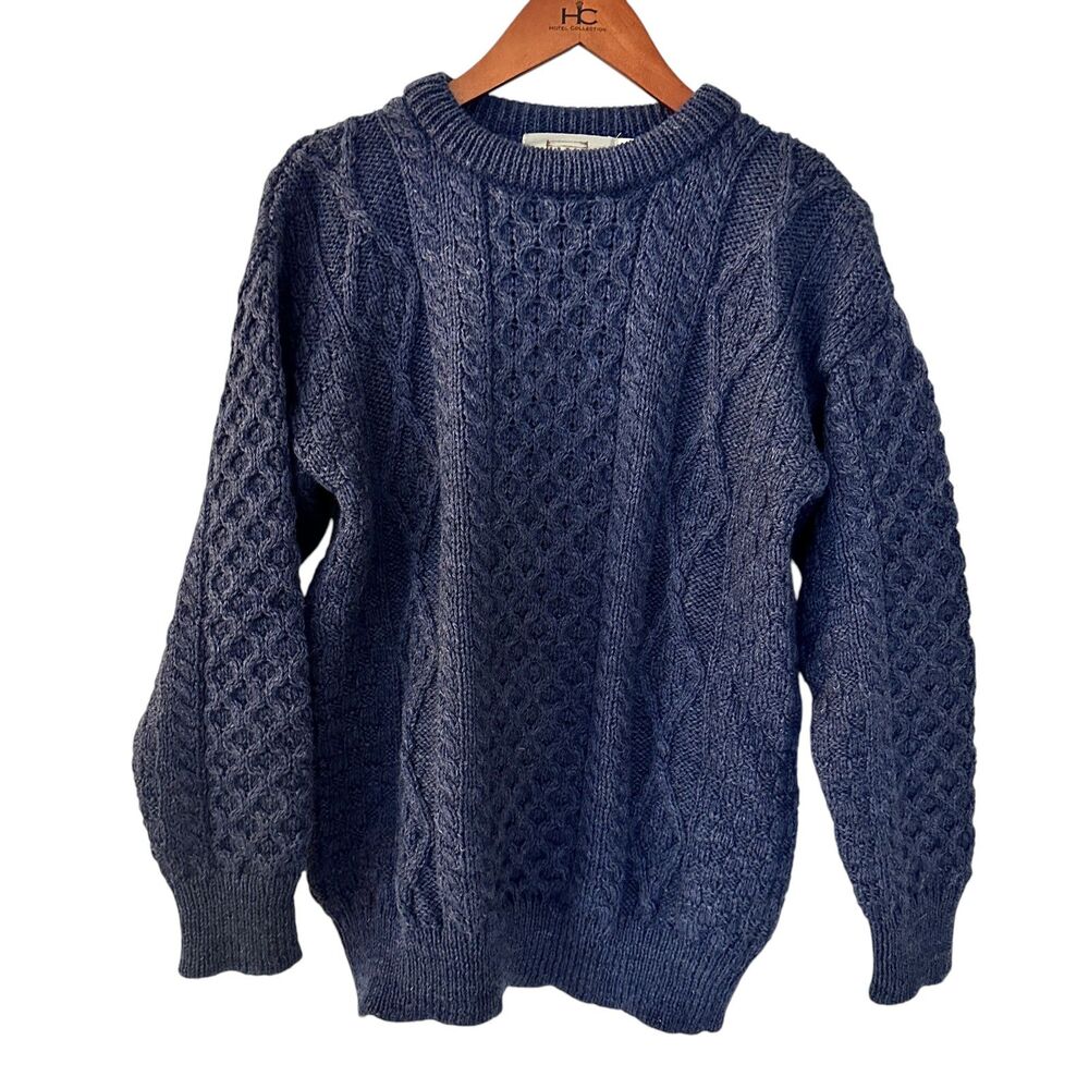 Knit wool fisherman’s sweater